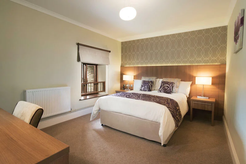 commercial-roman-blinds