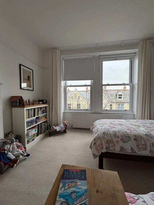 Nikki Crooks 2 Roller blinds in bedroom