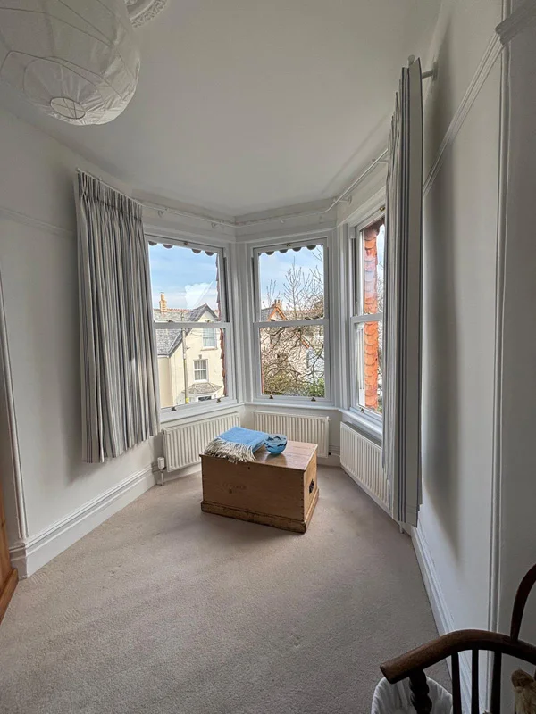 Nikki Crooks 4 Bay Window