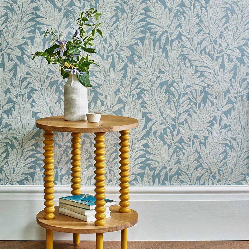 1838 Wallcoverings V&A Decorative Papers II Laurel Leaf Breeze - Image 2